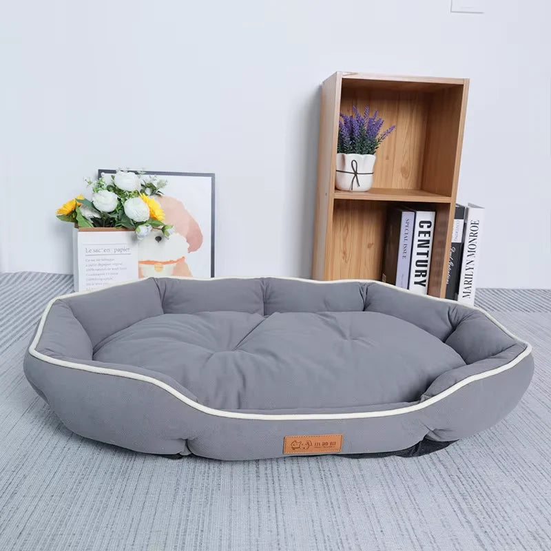 le panier pour chien printemps existe en 3 coloris et 3 tailles 